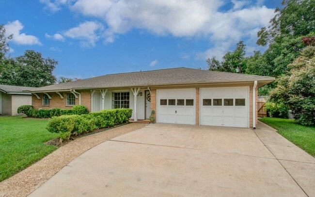 5471 Kuldell Dr in Houston, TX - Building Photo - Building Photo