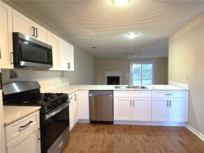 227 Quail Run in Roswell, GA - Building Photo - Building Photo