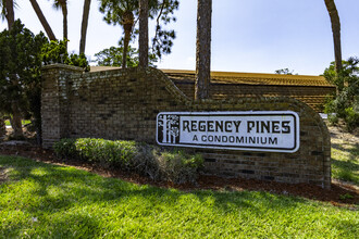 Regency Pines in Rockledge, FL - Foto de edificio - Building Photo