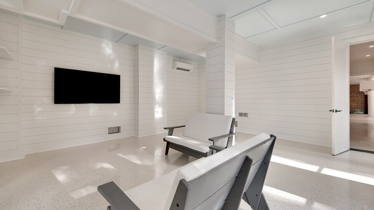 1058 Debordieu Blvd in Georgetown, SC - Building Photo