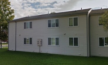 424 E Dogwood Ave in Palmer, AK - Building Photo - Building Photo