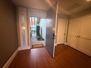 11434 Tunnel Hill Way in Gold River, CA - Building Photo - Building Photo