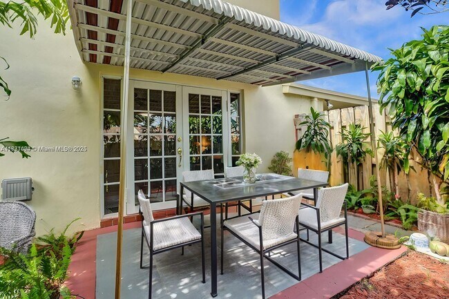 3021 NW 68th St in Fort Lauderdale, FL - Building Photo - Building Photo