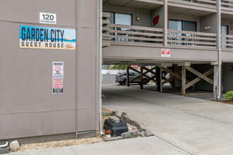 Garden City Guest House in Murrells Inlet, SC - Building Photo - Building Photo