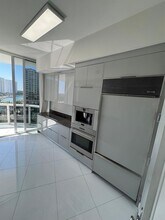 15901 Collins Ave, Unit 505 in Sunny Isles Beach, FL - Building Photo - Building Photo