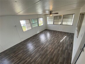 139 Amber Ave in North Fort Myers, FL - Building Photo - Building Photo