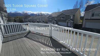 5605 Tudor Square Ct in Anchorage, AK - Building Photo - Building Photo
