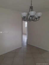 2551 NW 13th St-Unit -25 in Miami, FL - Building Photo - Building Photo