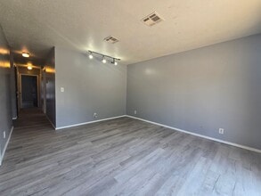 23 Arapaho Dr in Shawnee, OK - Building Photo - Building Photo