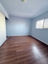 6015 S Wilton Pl, Unit Wilton Place in Los Angeles, CA - Foto de edificio - Building Photo