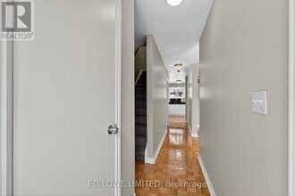 275 Blake St in Barrie, ON - Building Photo - Building Photo