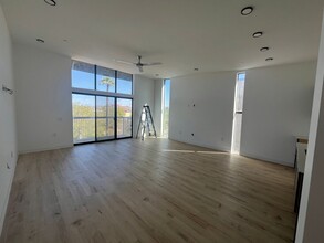 Willetta 15 in Phoenix, AZ - Foto de edificio - Interior Photo