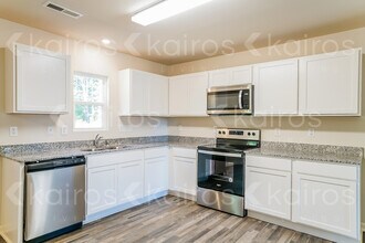 3919 Miller Dr in Greensboro, NC - Building Photo - Building Photo