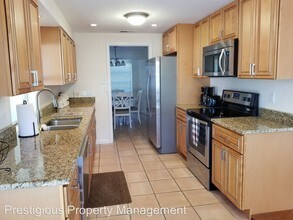 2745 Cardwell Way in Sarasota, FL - Building Photo - Building Photo