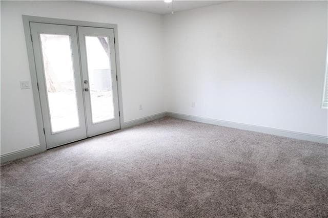 property at 424 E Nelson St