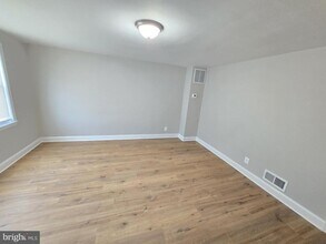 3812 Erdman Ave in Baltimore, MD - Building Photo - Building Photo