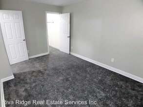 422 Mill St-Unit -Apt. C in Coraopolis, PA - Building Photo - Building Photo
