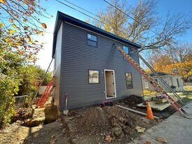105 Watson Ave in Blacksburg, VA - Building Photo