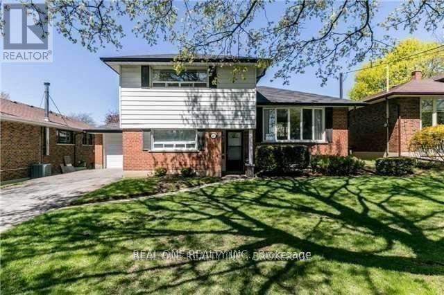 property at 48 Lionel Heights Crescent