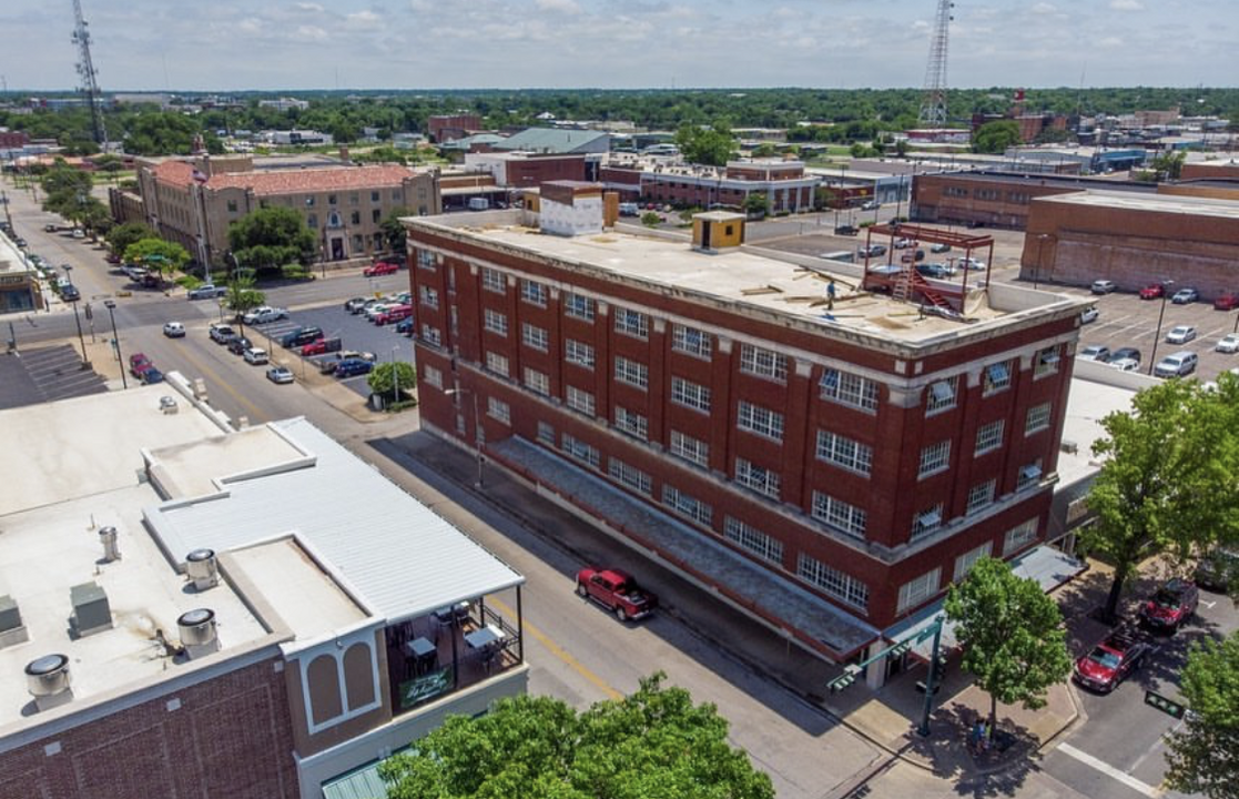 800 Austin Ave in Waco, TX - Building Photo