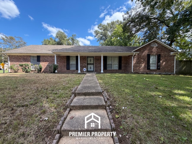 property at 3712 Covington Pike