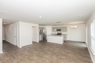 305 Flushing Bay Ct in Lexington, SC - Building Photo - Building Photo