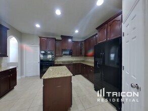 2822 Brigata Way in Ocoee, FL - Foto de edificio - Building Photo
