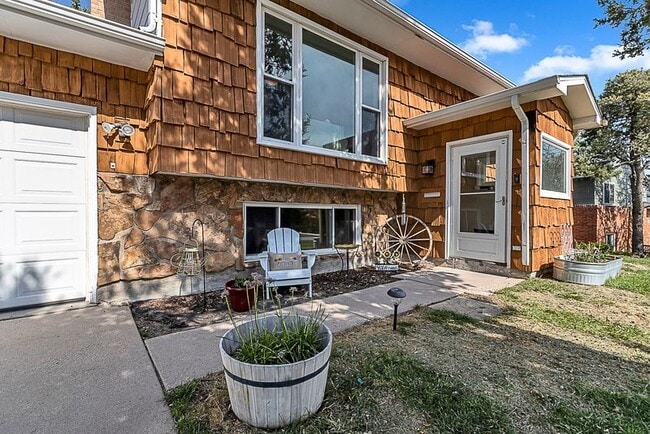 property at 6703 Moreland Ave