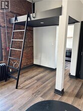 123 MacNab St S in Hamilton, ON - Building Photo - Building Photo