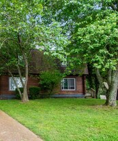 129 Needles Ct in Nashville, TN - Building Photo