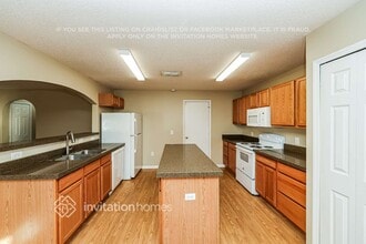 11142 Summer Star Dr in Riverview, FL - Building Photo - Building Photo