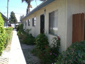 7601 21st St, Unit A in Westminster, CA - Foto de edificio - Building Photo