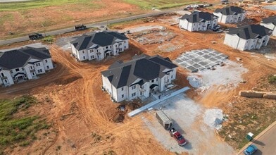 Hillview Mills Apartments in Bowling Green, KY - Building Photo - Building Photo