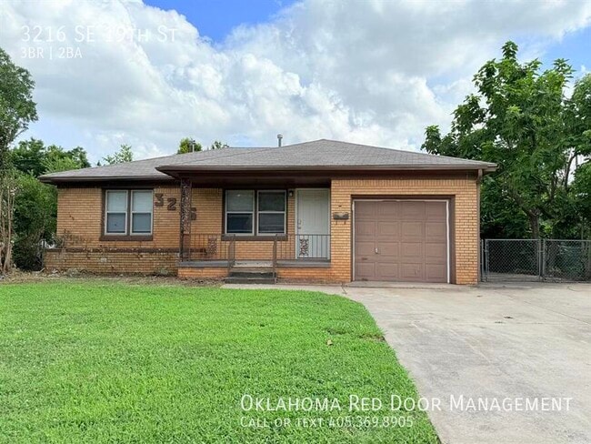property at 3216 SE 19th St