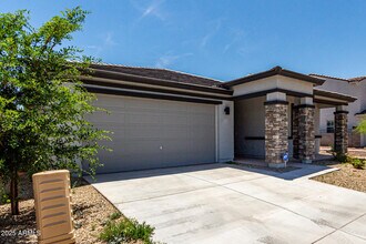 18021 Avenida del Sol W in Surprise, AZ - Building Photo - Building Photo