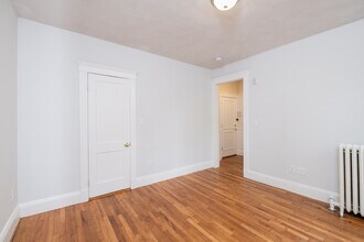 49 Worthington St, Unit 24 in Boston, MA - Foto de edificio - Building Photo