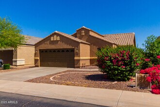 36532 W Barcelona Ln in Maricopa, AZ - Foto de edificio - Building Photo
