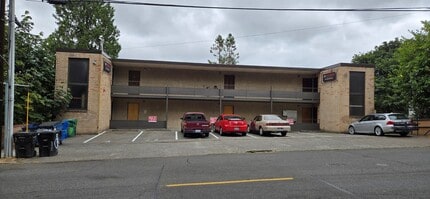 Narvik in Seattle, WA - Foto de edificio - Building Photo