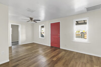 1317 W Pima St, Unit 3 photo'