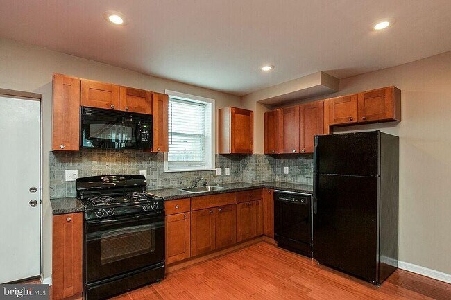 2617 Federal St in Philadelphia, PA - Building Photo - Building Photo