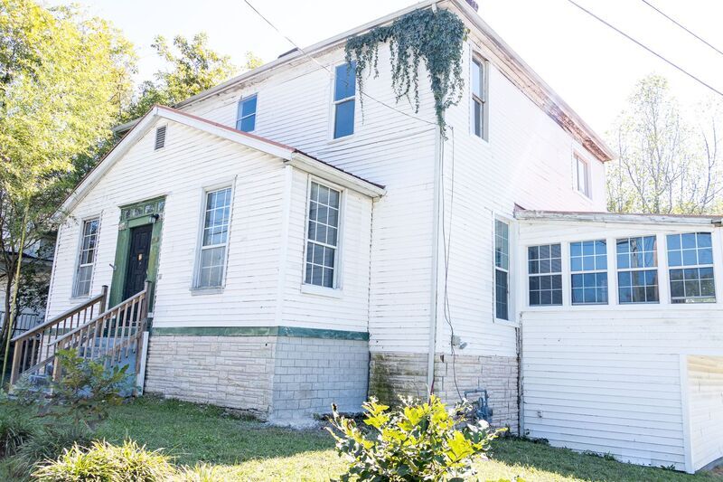 2700 Glass St in Chattanooga, TN - Building Photo