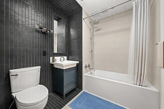 123 Melrose St in Brooklyn, NY - Building Photo - Building Photo