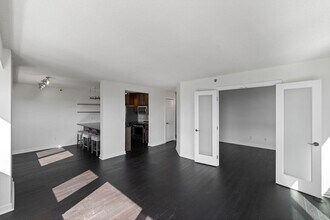 433 S 7th St in Minneapolis, MN - Foto de edificio - Building Photo