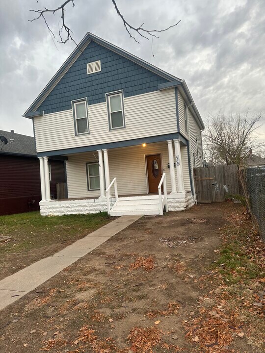 1504 8th St in Greeley, CO - Building Photo