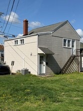 14 W Fifth St in Lansdale, PA - Building Photo - Building Photo