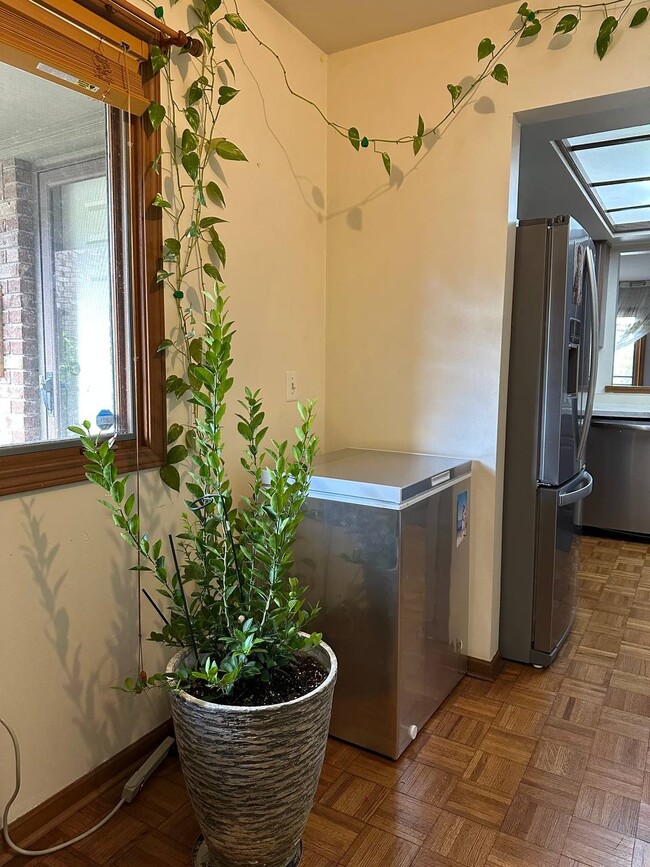 1174 Hidden Ridge Rd in Toledo, OH - Building Photo - Building Photo