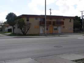 3840 NW 7th St Apartments