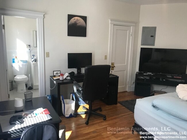 property at 74 Brainerd Rd