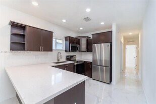 4803 NW 23rd Ave in Miami, FL - Building Photo