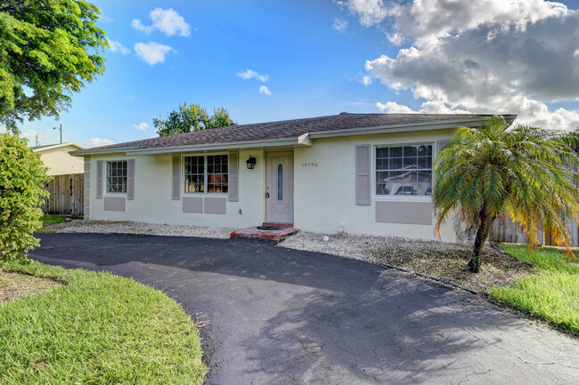 19796 Arizona Ct in Boca Raton, FL - Building Photo - Building Photo